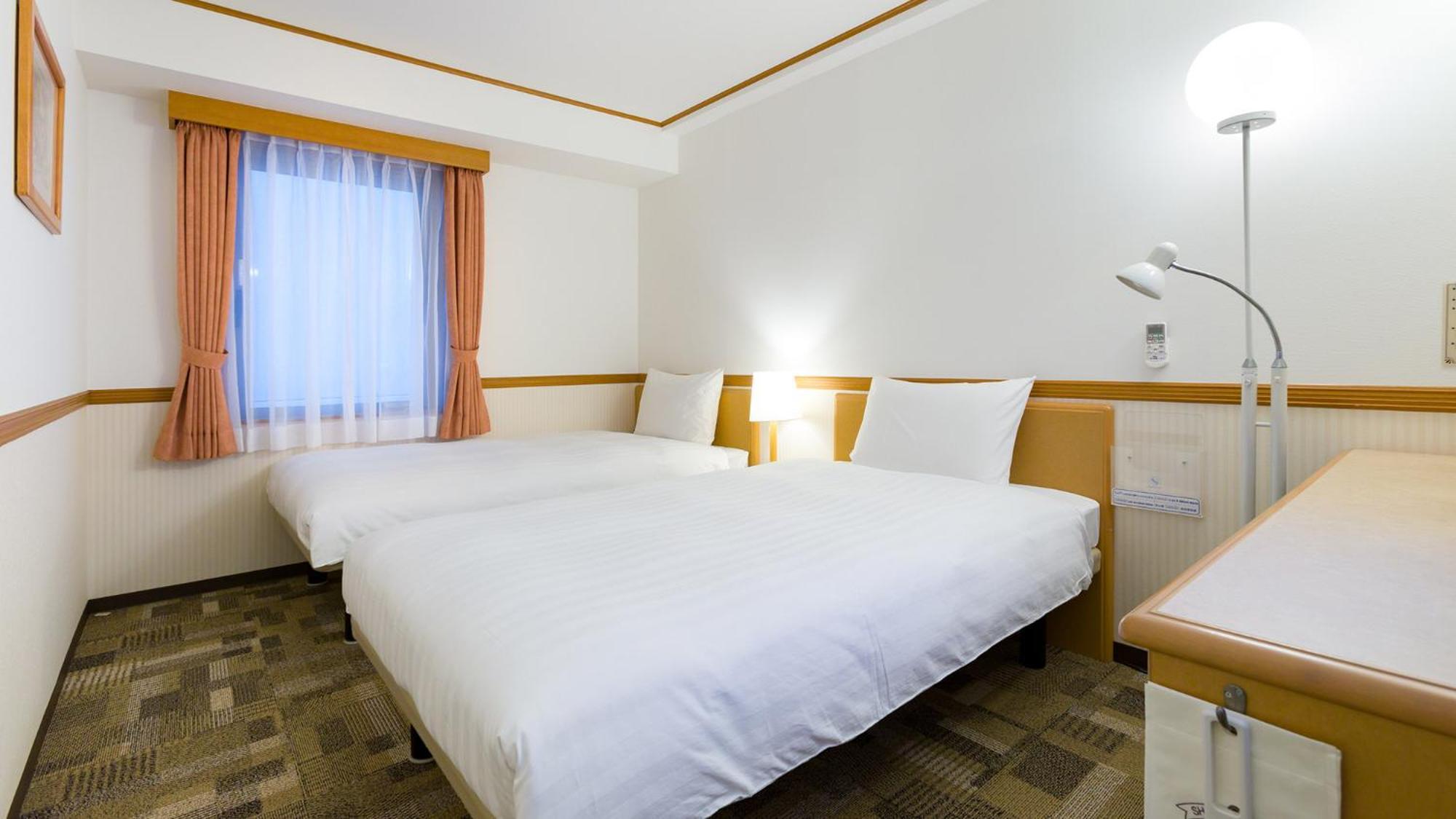Toyoko Inn Fukuyama-Eki Shinkansen Minami-Guchi Zewnętrze zdjęcie